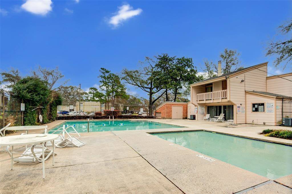 5809 Village Forest Court, Houston, TX 77092