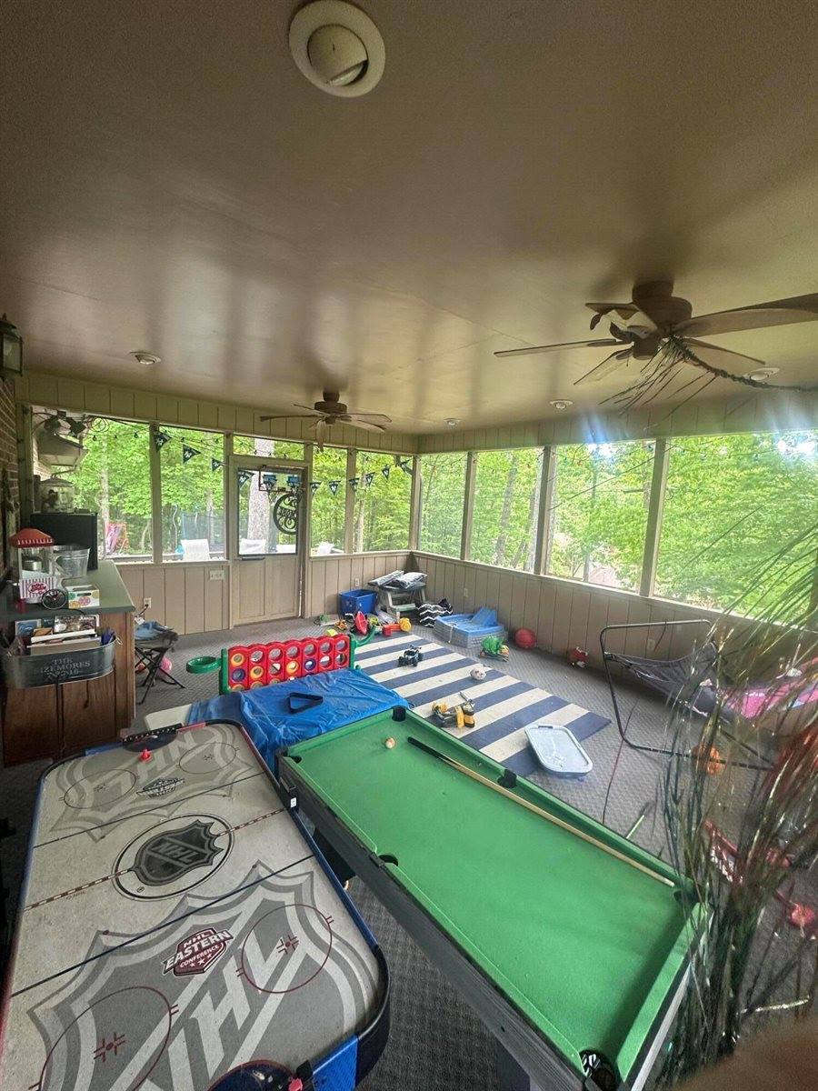 130 Tall Oak Trail, Pineville, KY 40977