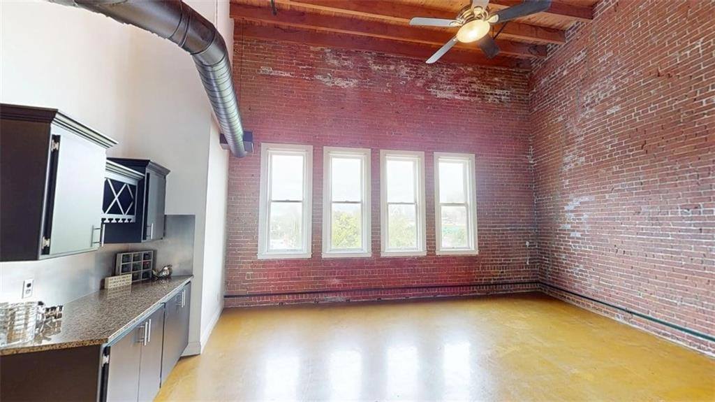 510 Delaware Street, Kansas City, MO 64105