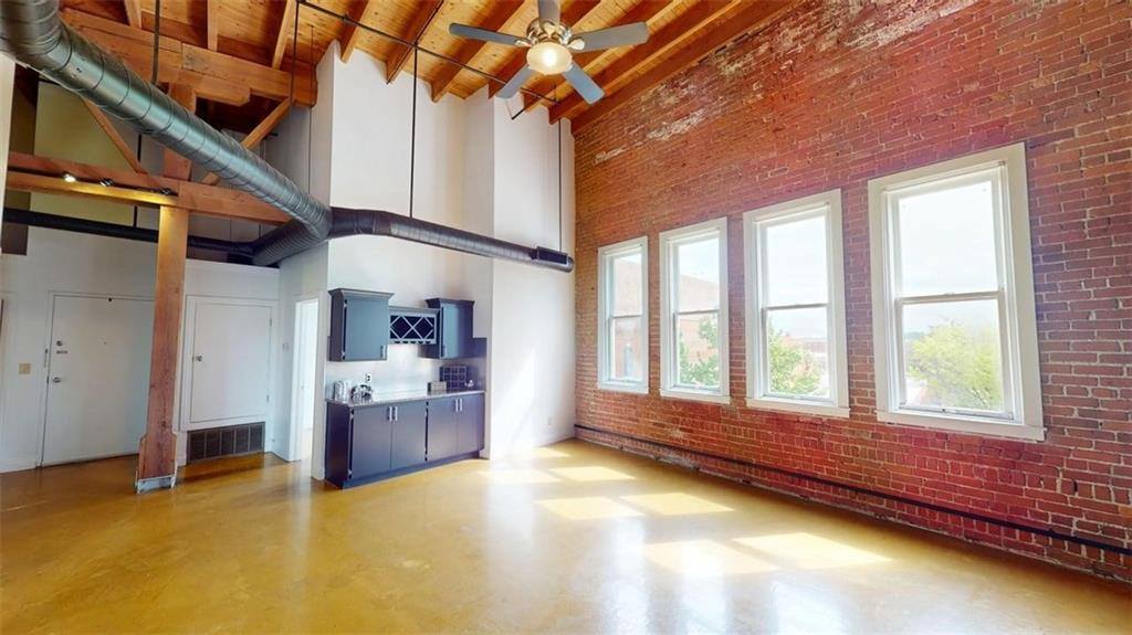 510 Delaware Street, Kansas City, MO 64105