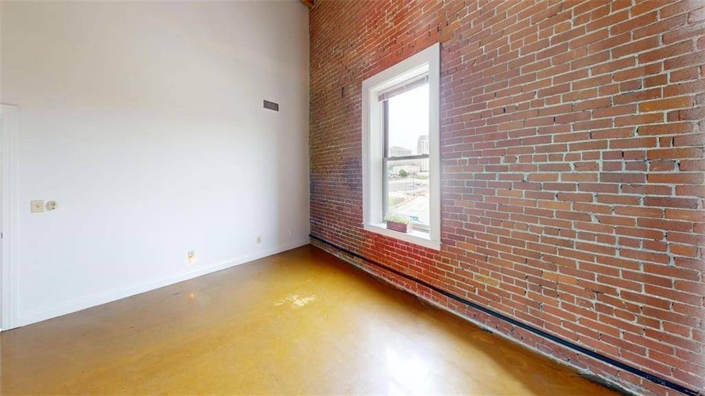 510 Delaware Street, Kansas City, MO 64105