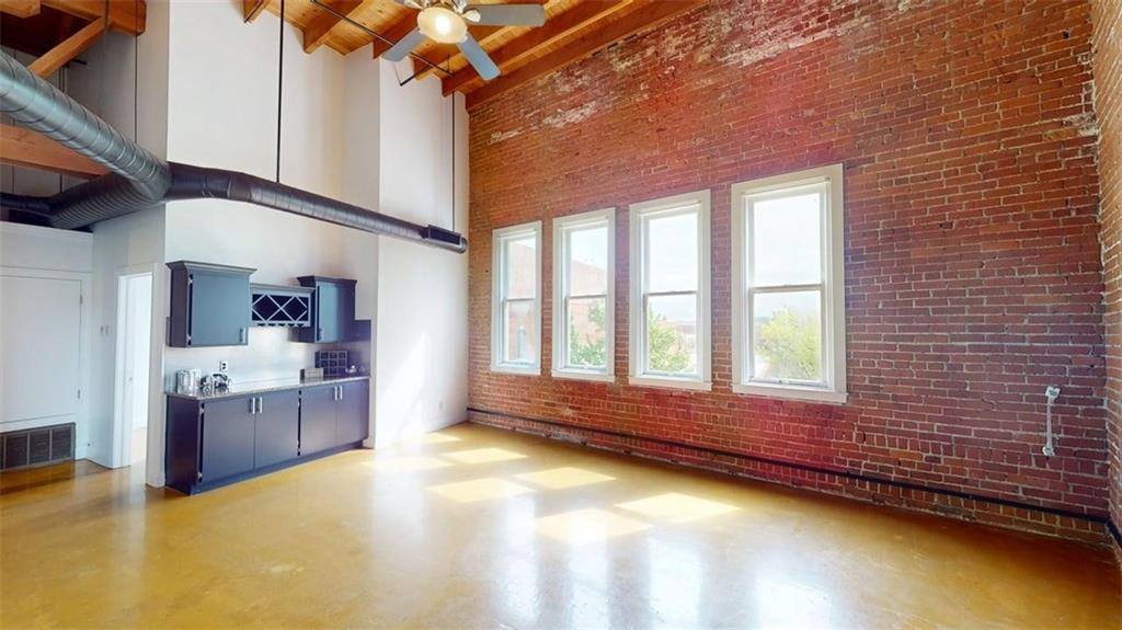 510 Delaware Street, Kansas City, MO 64105