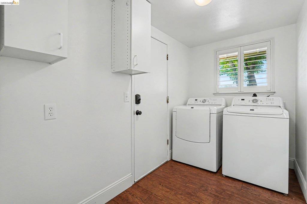 325 Hillsdale Dr, Pittsburg, CA 94565