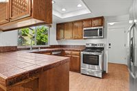 325 Hillsdale Dr, Pittsburg, CA 94565