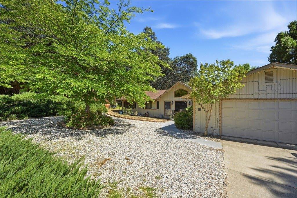 18670 Maple Leaf Court, Hidden Valley Lake, CA 95467