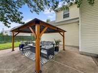 323 Frank Applegate Road, Jackson, NJ 08527