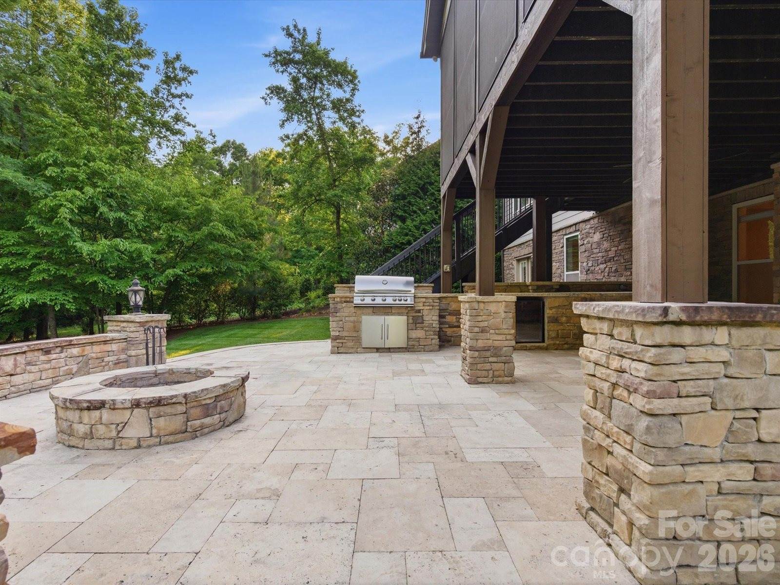 1126 Bromley Drive, Matthews, NC 28104