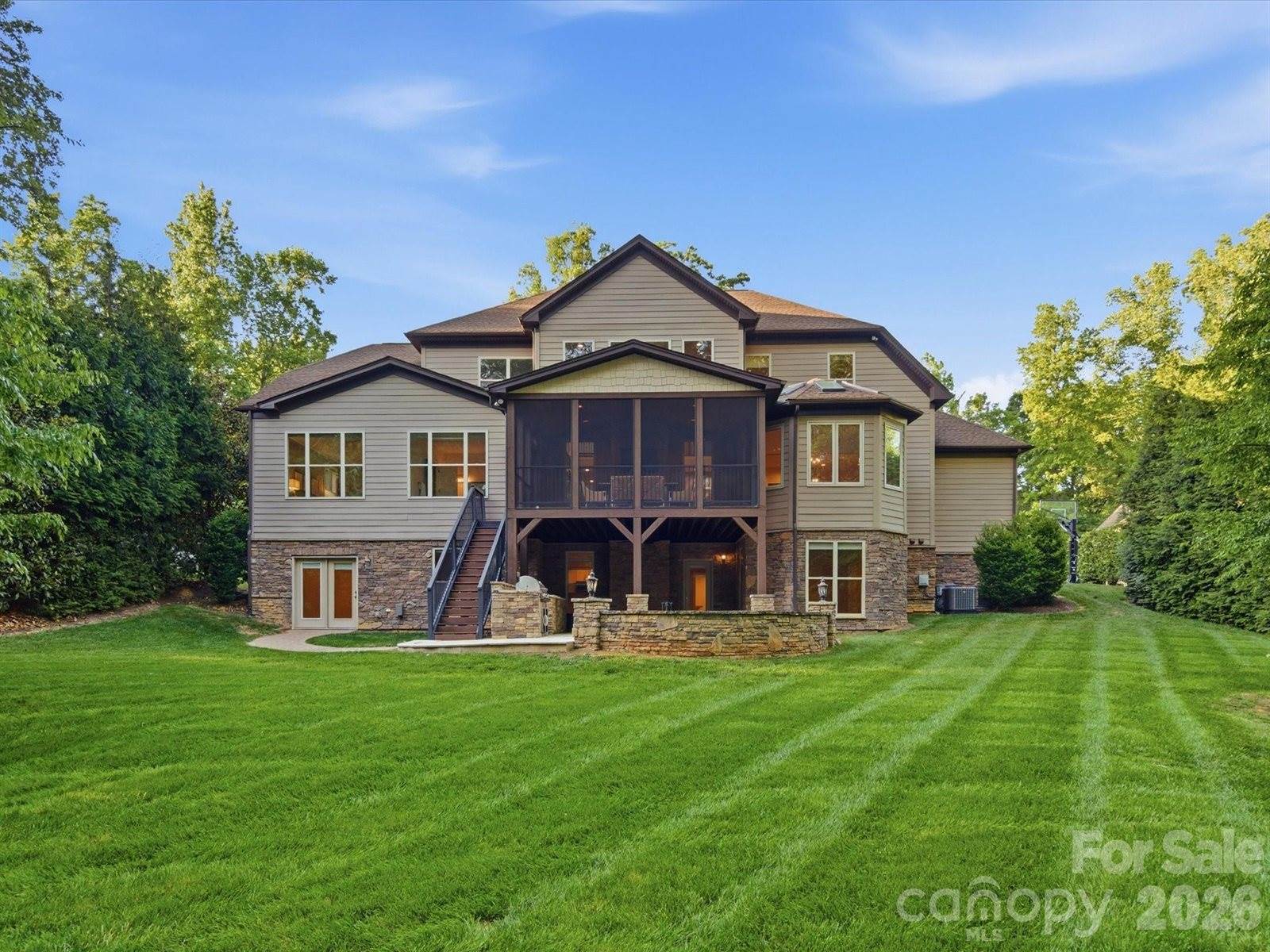 1126 Bromley Drive, Matthews, NC 28104