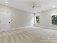 1126 Bromley Drive, Matthews, NC 28104