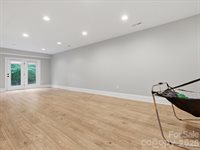1126 Bromley Drive, Matthews, NC 28104
