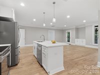 1126 Bromley Drive, Matthews, NC 28104