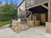 1126 Bromley Drive, Matthews, NC 28104