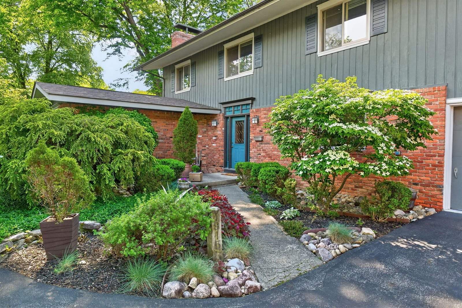 1915 Brandywine Drive, Columbus, OH 43220