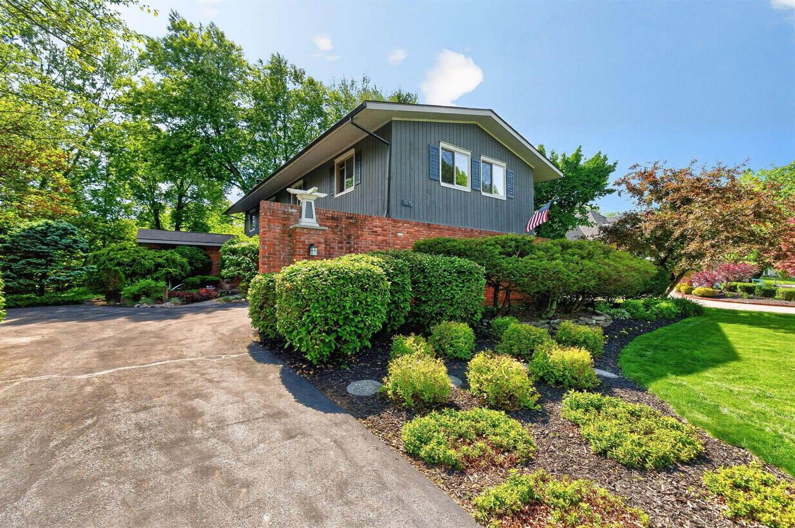 1915 Brandywine Drive, Columbus, OH 43220