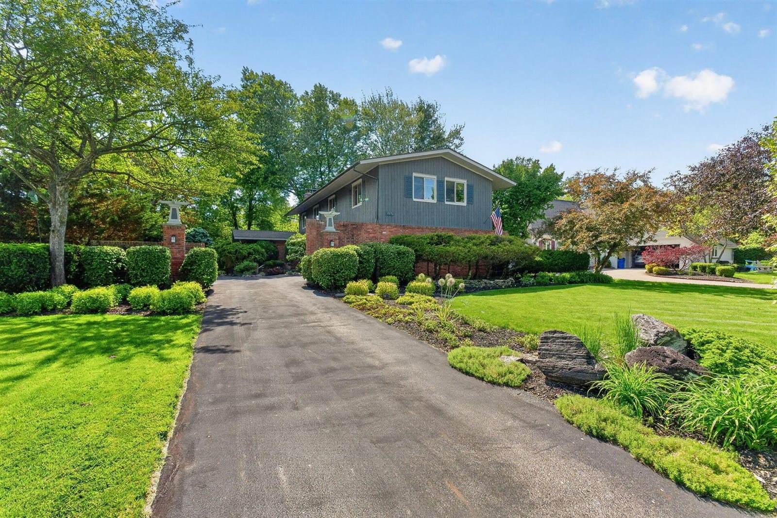 1915 Brandywine Drive, Columbus, OH 43220