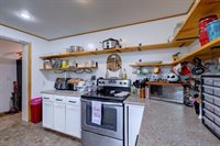 1302 Hackney, Winfield, KS 67156