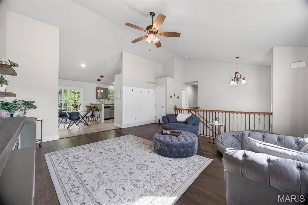 15859 Tundra Street, Saint Robert, MO 65584