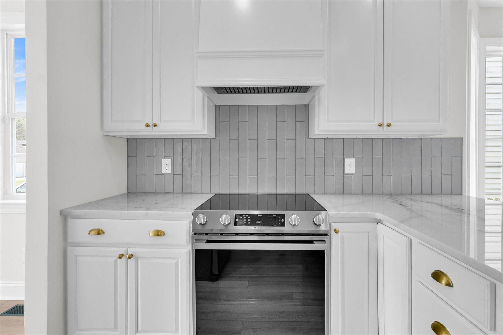 112 Brightwood Drive, Huger, SC 29450