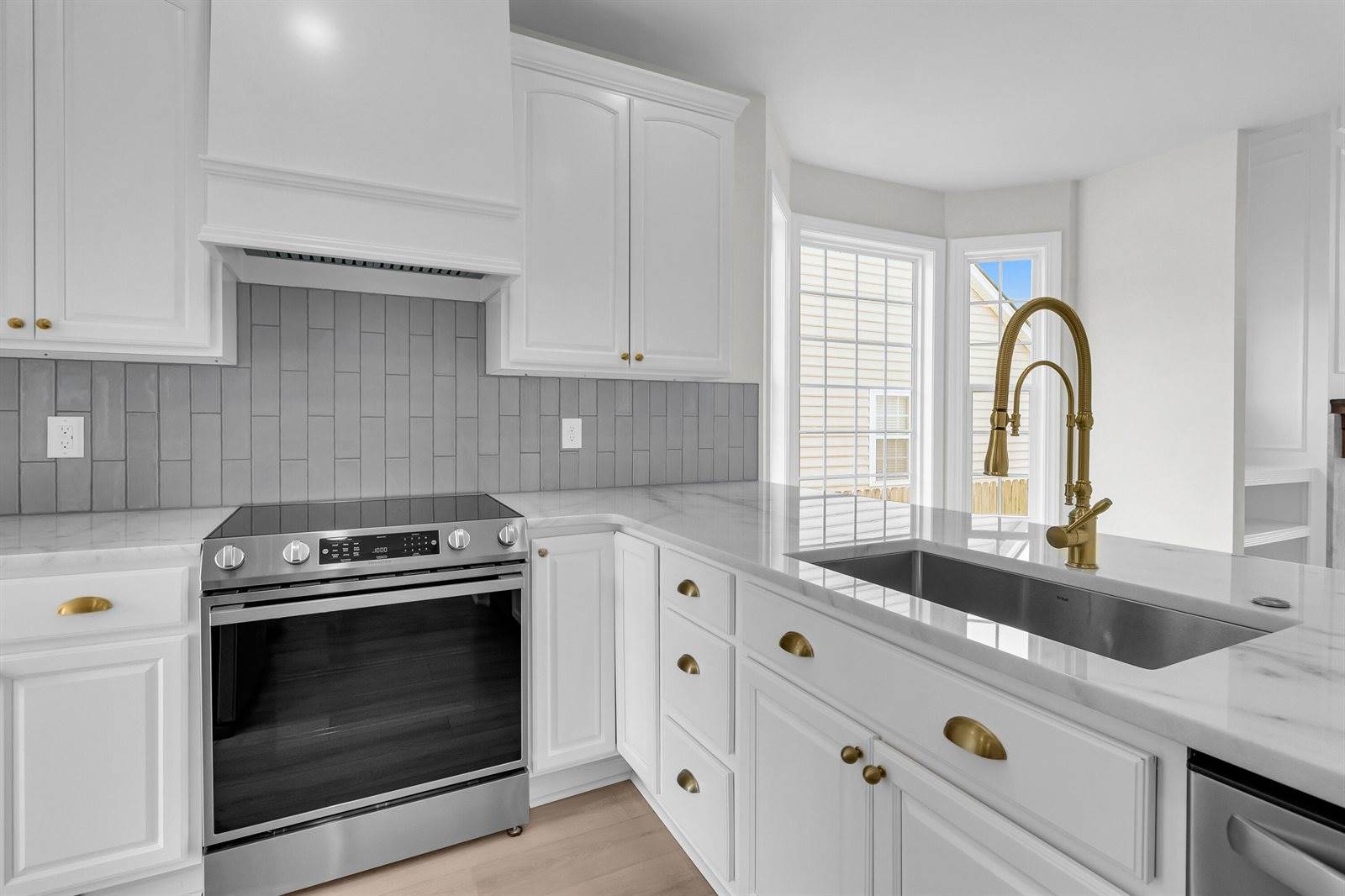 112 Brightwood Drive, Huger, SC 29450