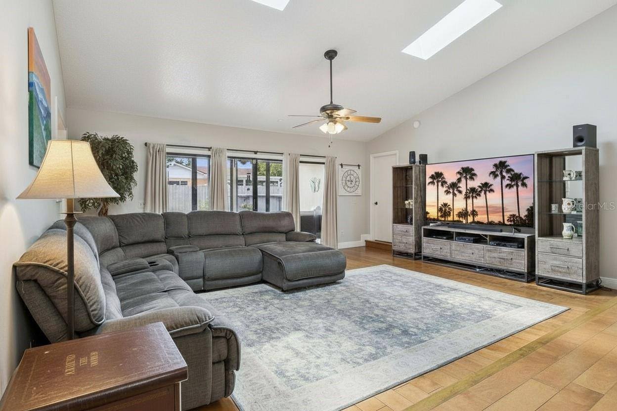 4326 Farrell Lane, Orlando, FL 32812