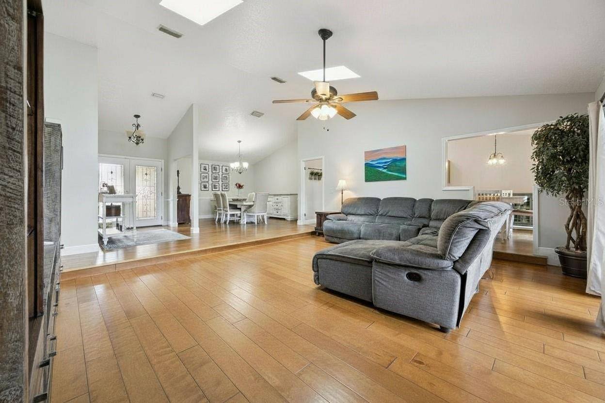 4326 Farrell Lane, Orlando, FL 32812
