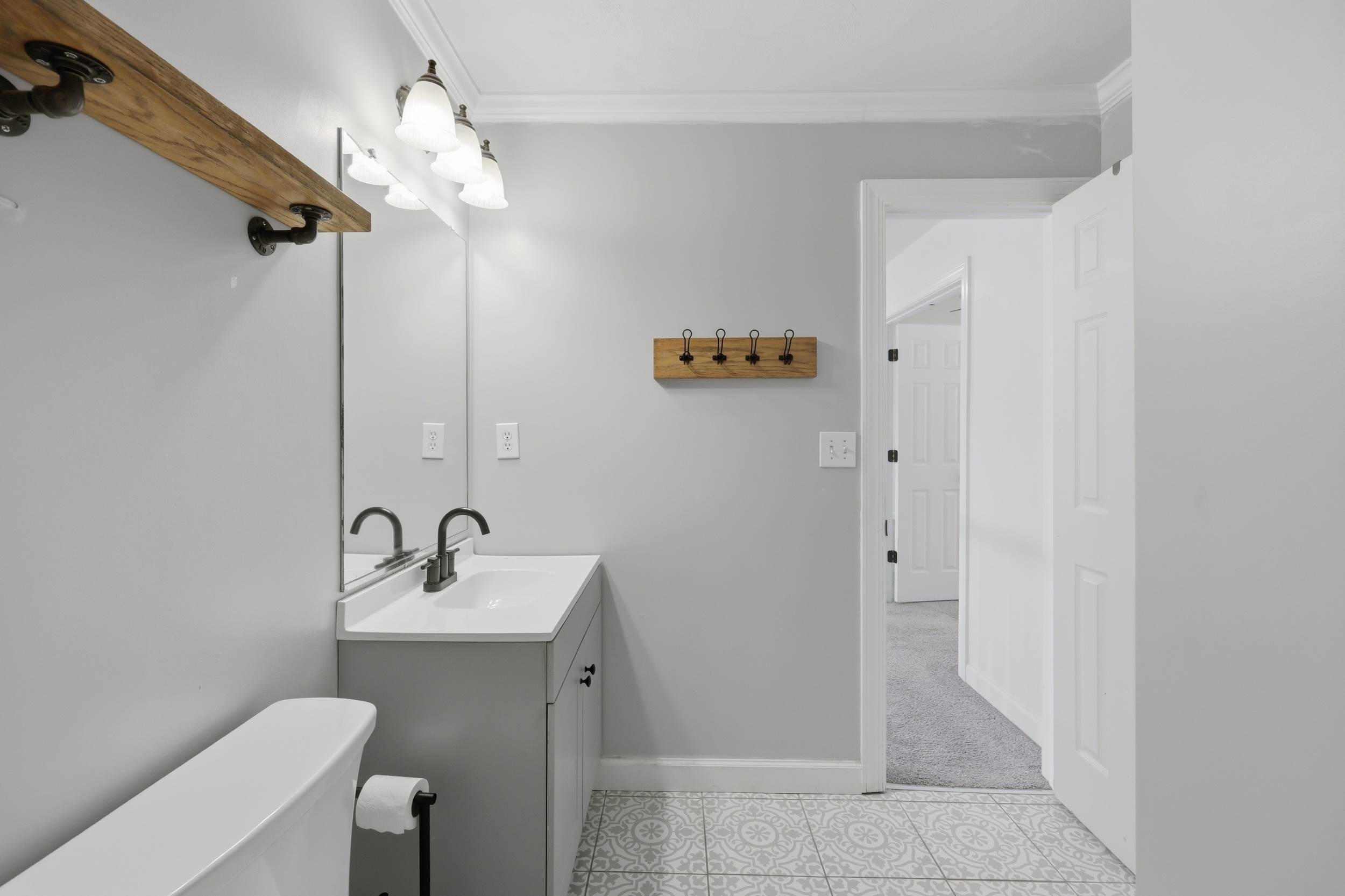 1016 Sullivan Ln., Chesapeake, VA 23322