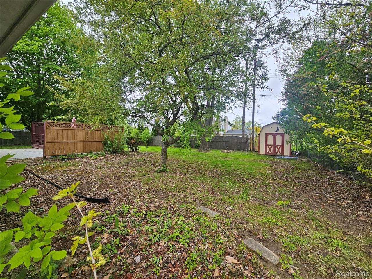 1321 Wagon Wheel Lane, GrandBlancCharterTownship_Genesee, MI 48439