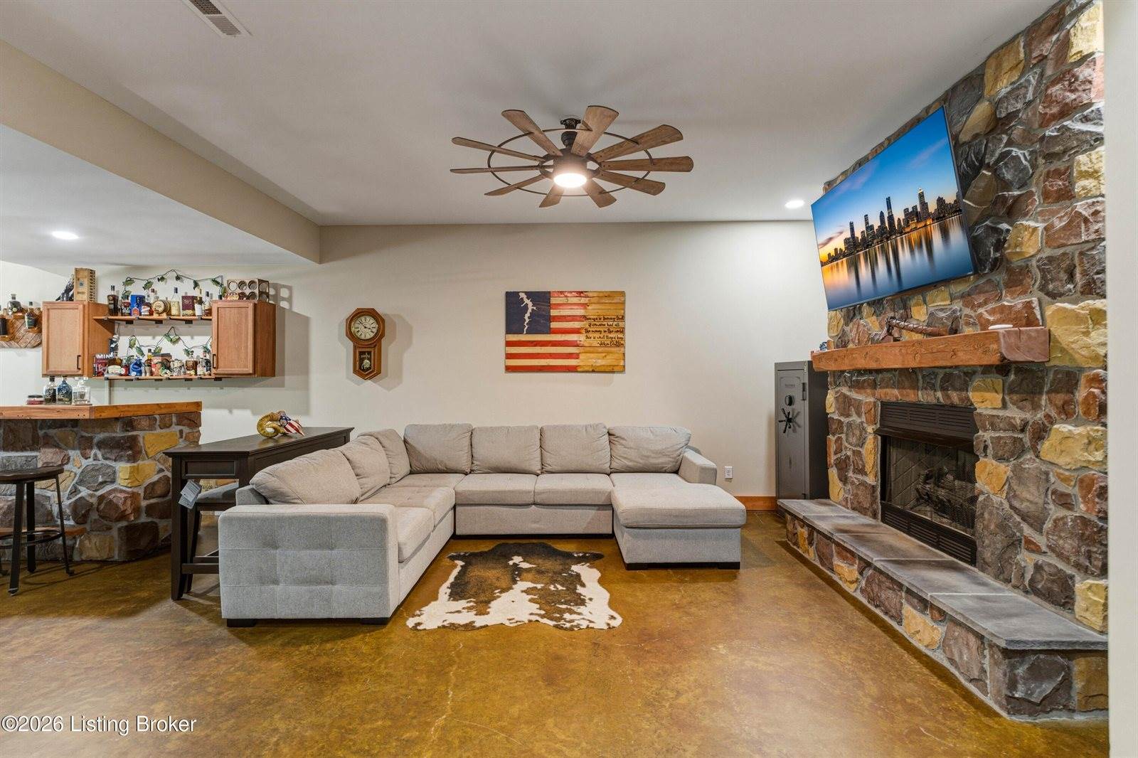 432 Long Needle Rd, Brandenburg, KY 40108