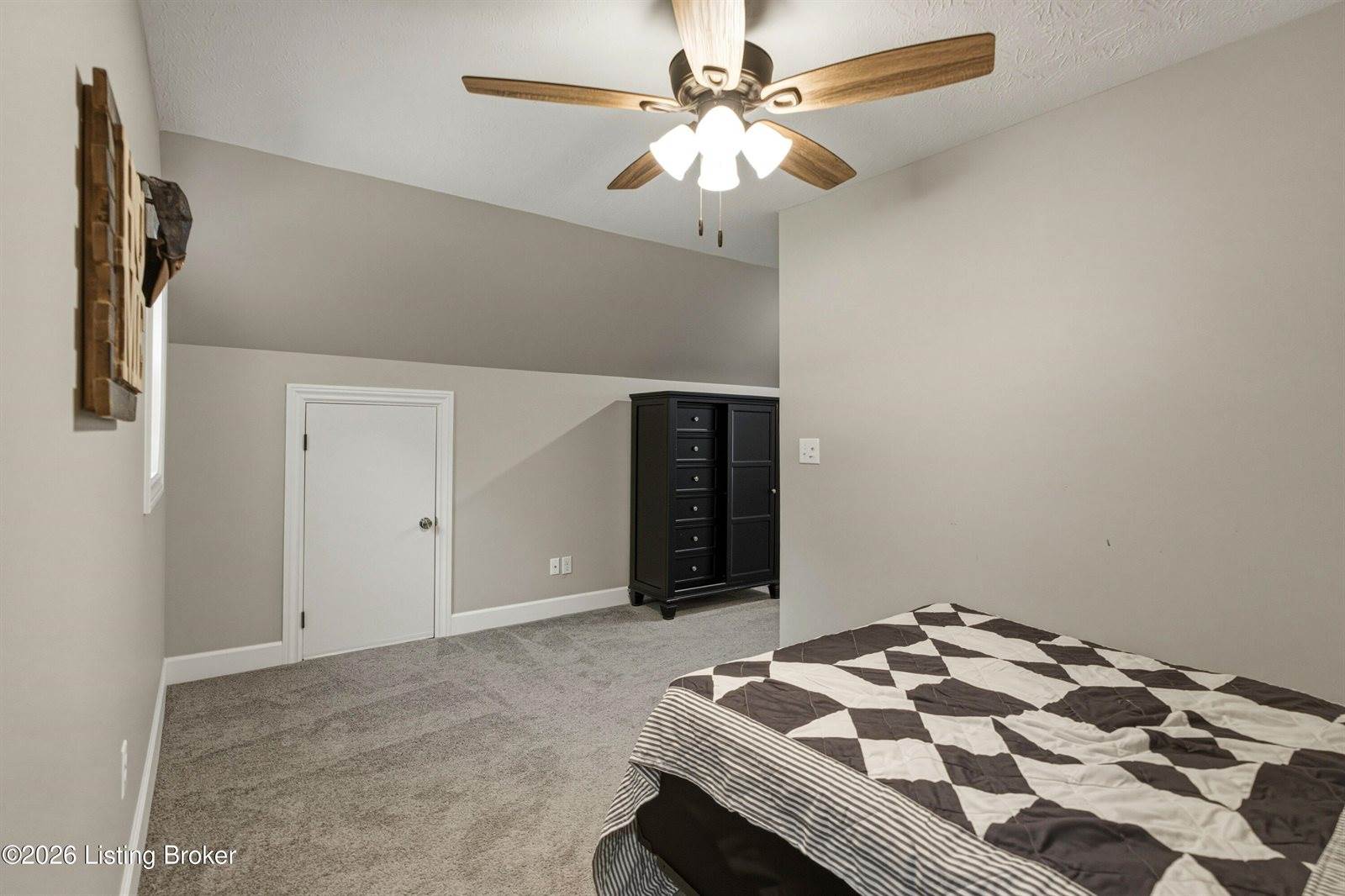 432 Long Needle Rd, Brandenburg, KY 40108