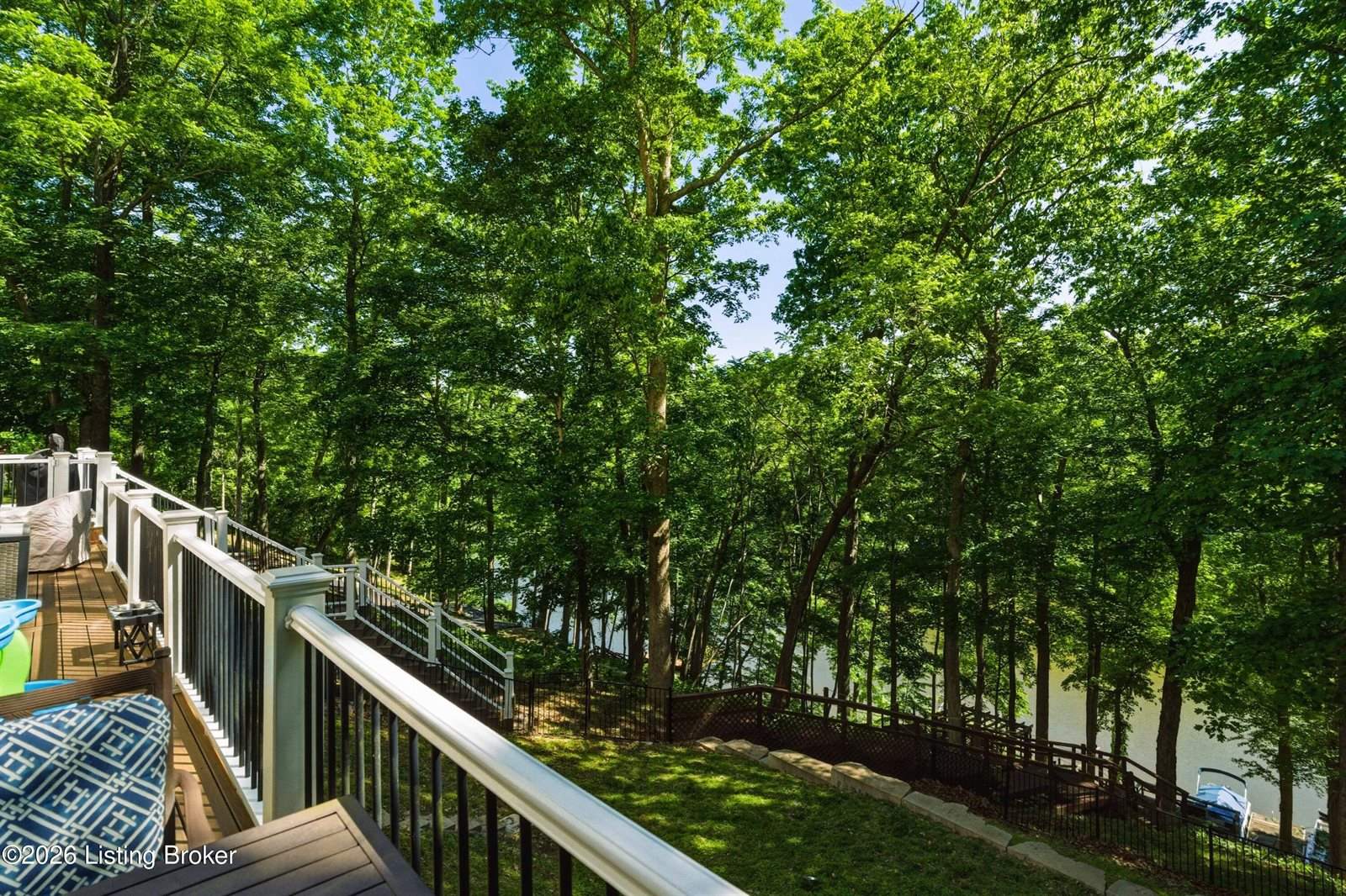 432 Long Needle Rd, Brandenburg, KY 40108
