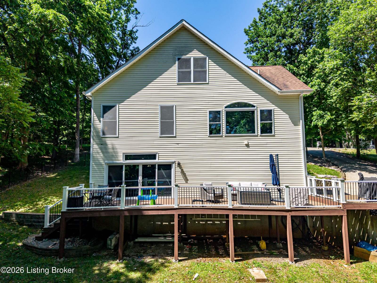 432 Long Needle Rd, Brandenburg, KY 40108