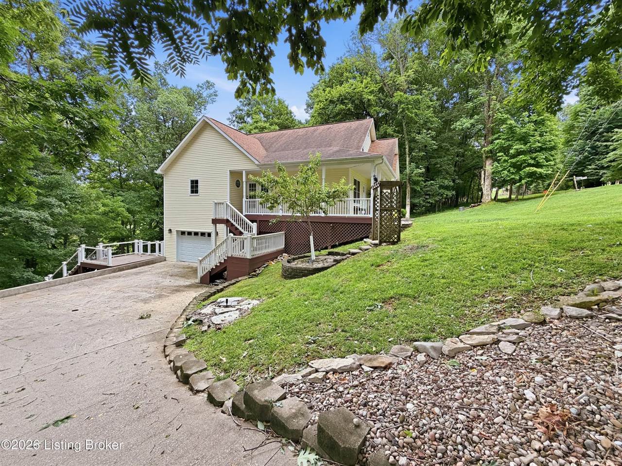 432 Long Needle Rd, Brandenburg, KY 40108