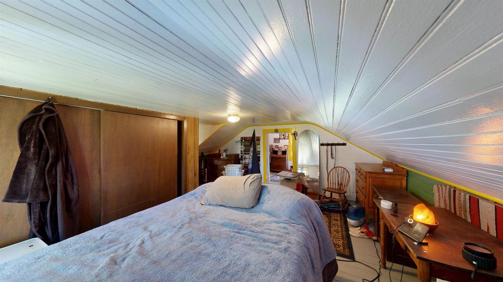 S2906 Nustad Rd, Viroqua, WI 54667