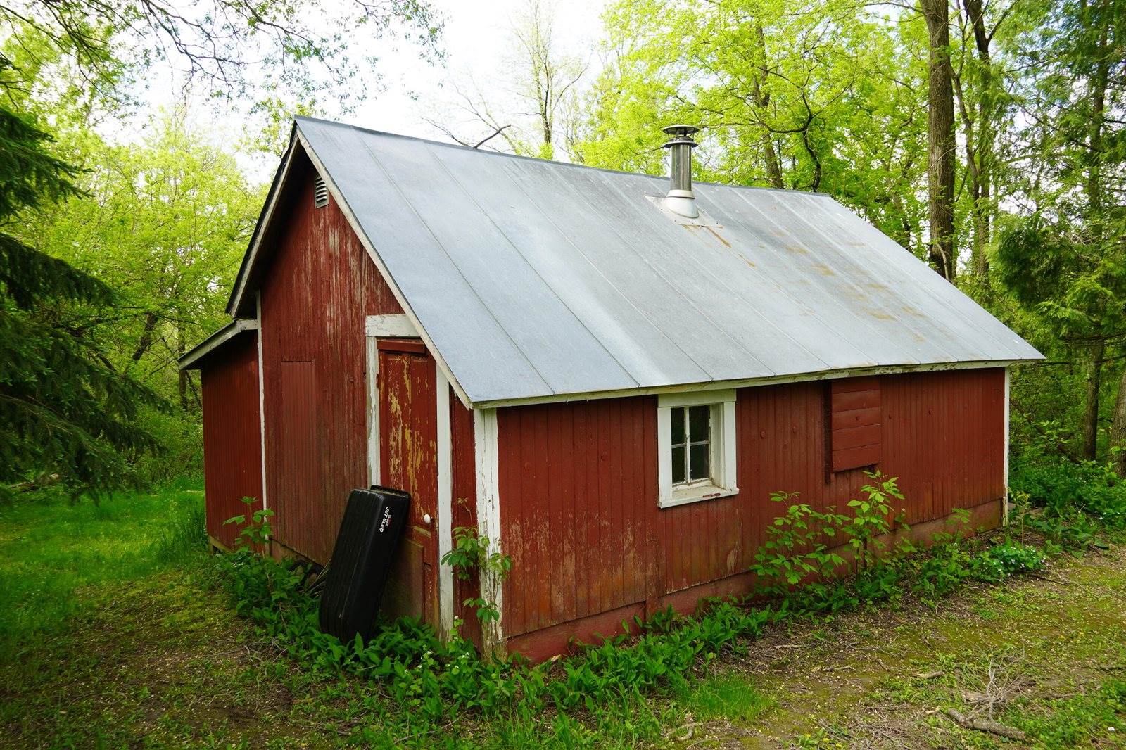 S2906 Nustad Rd, Viroqua, WI 54667