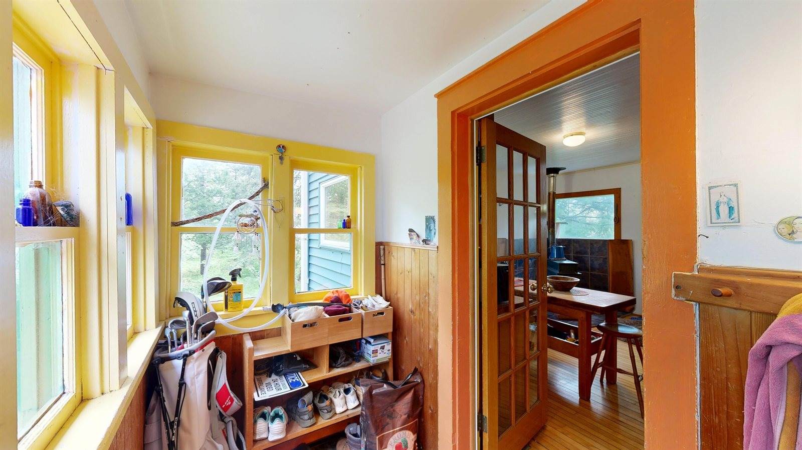 S2906 Nustad Rd, Viroqua, WI 54667