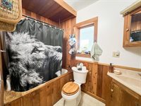 S2906 Nustad Rd, Viroqua, WI 54667