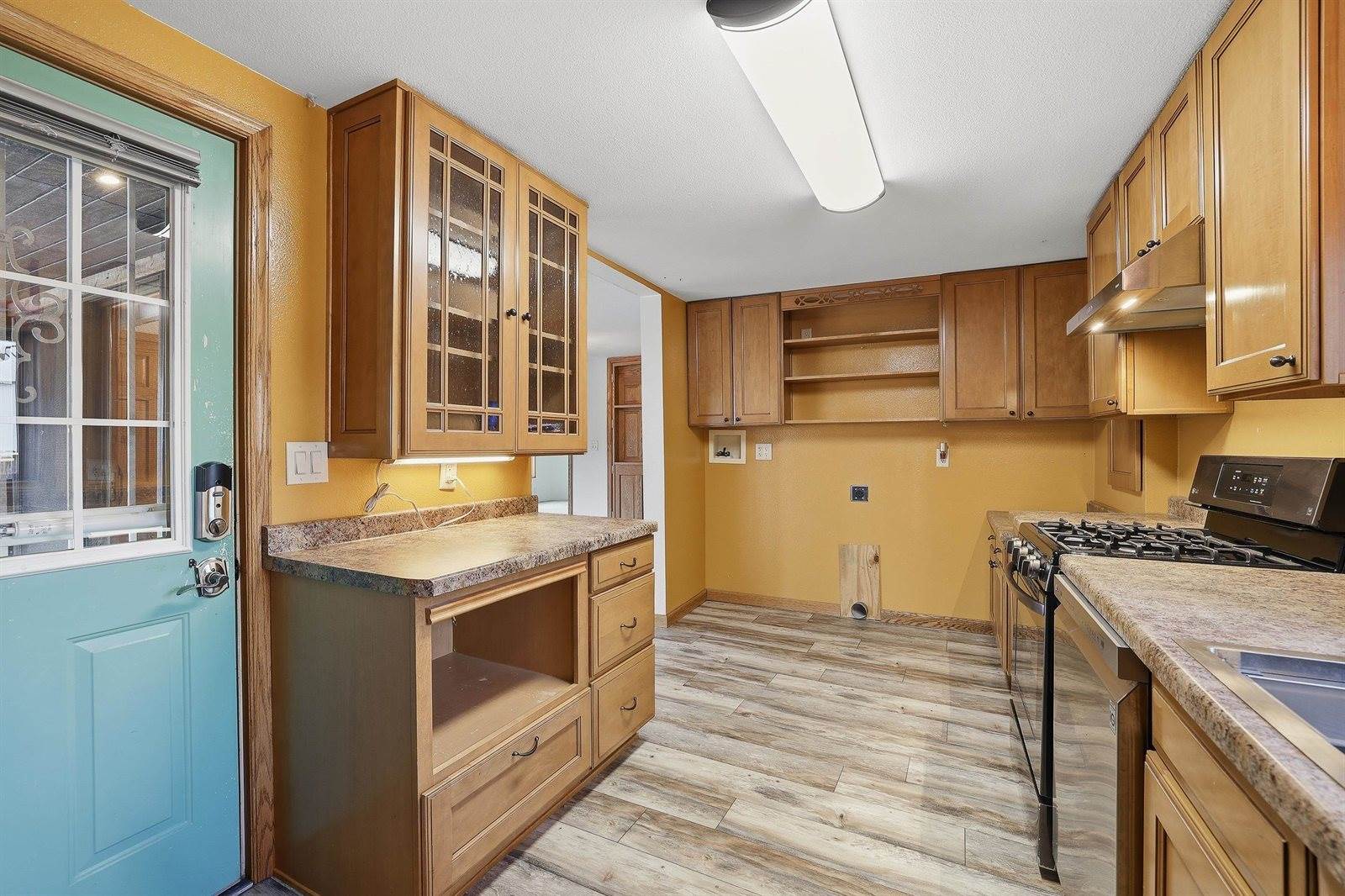 1194 County Road D, Almond, WI 54909