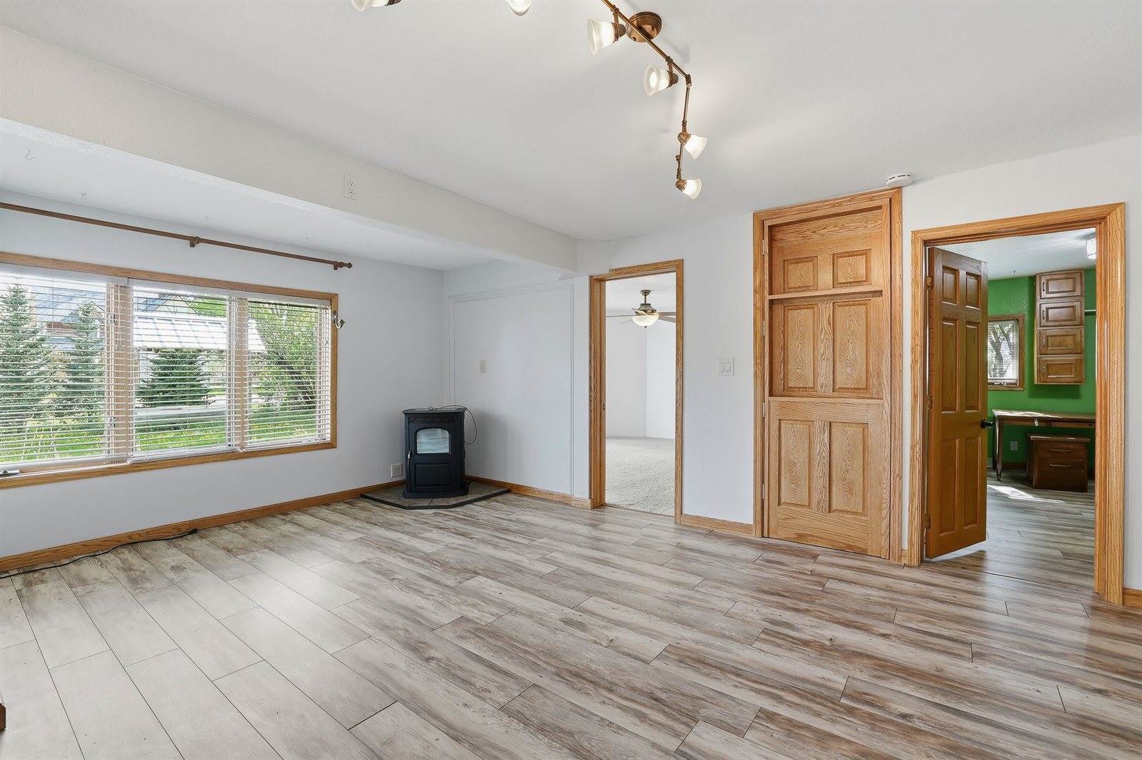 1194 County Road D, Almond, WI 54909