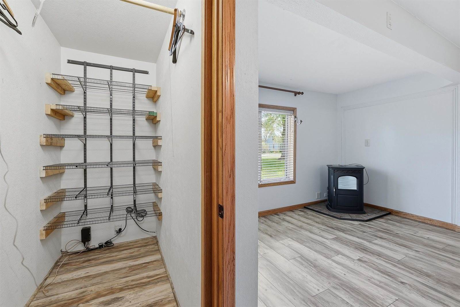 1194 County Road D, Almond, WI 54909