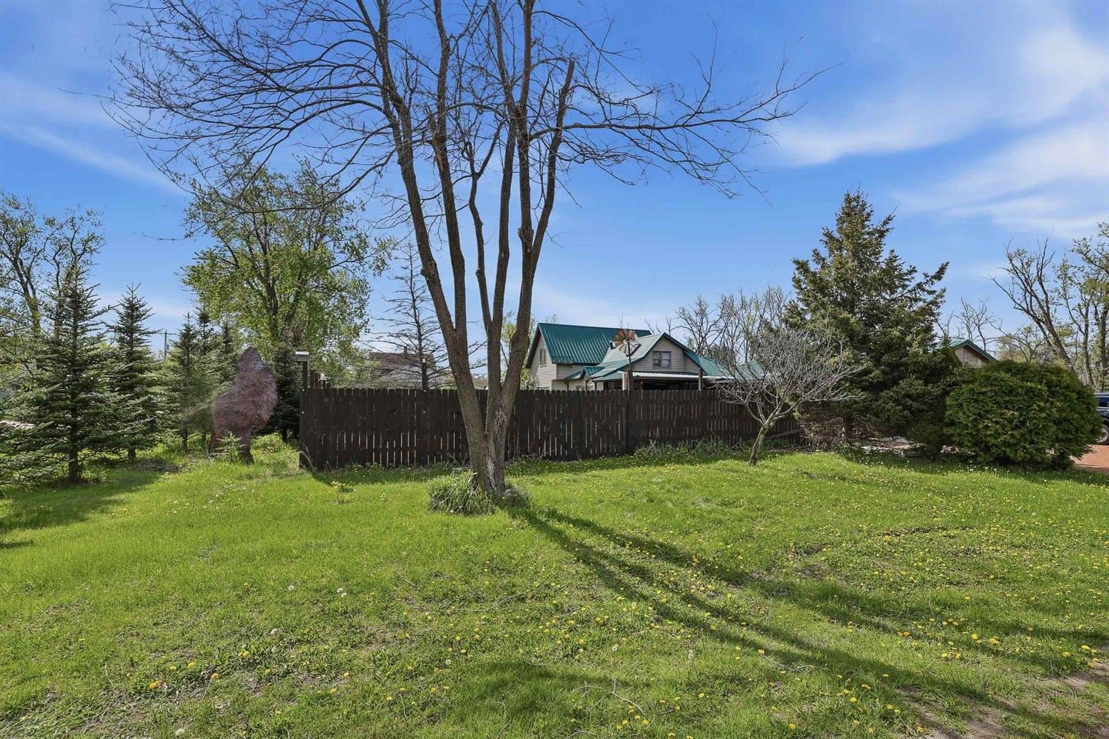 1194 County Road D, Almond, WI 54909