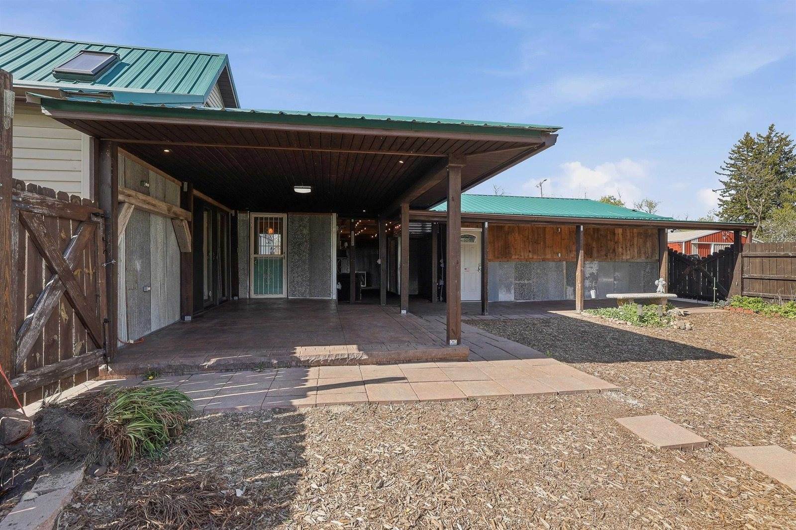 1194 County Road D, Almond, WI 54909