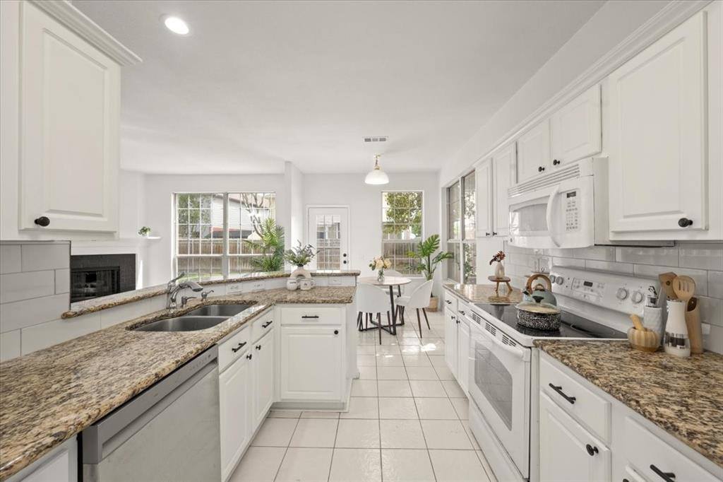 4805 Parkmount Drive, Fort Worth, TX 76137