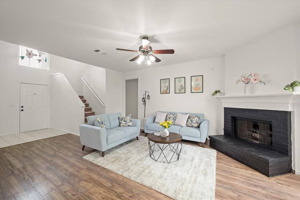 4805 Parkmount Drive, Fort Worth, TX 76137