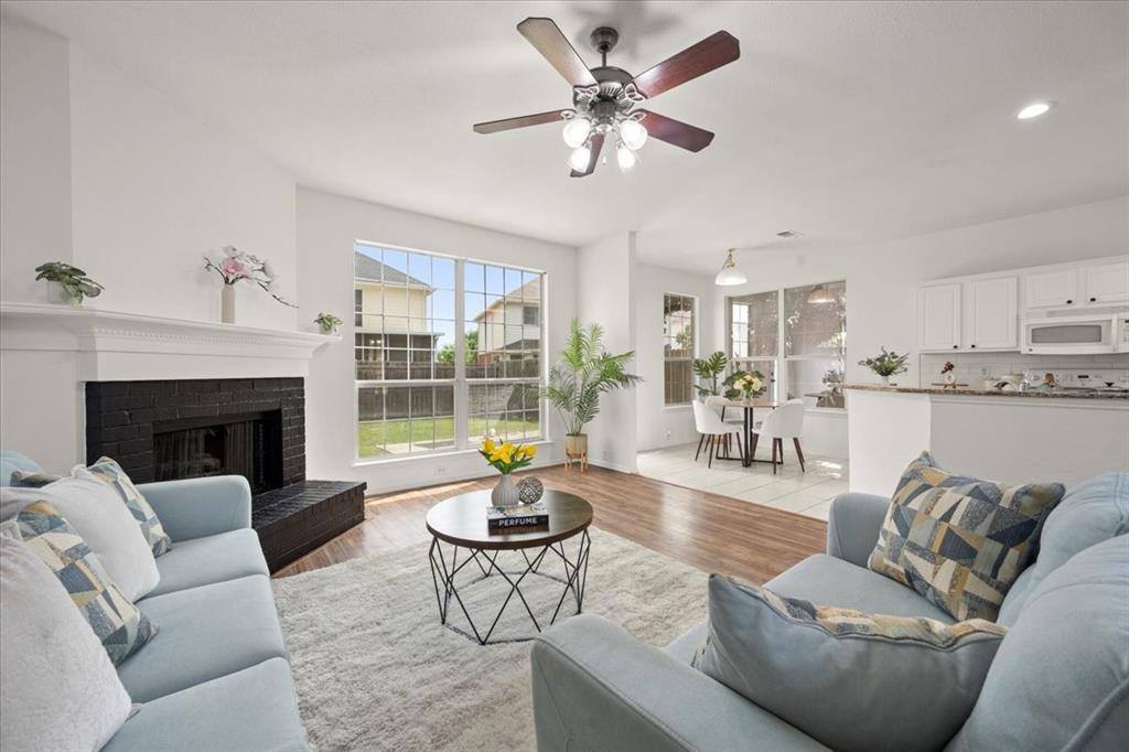 4805 Parkmount Drive, Fort Worth, TX 76137