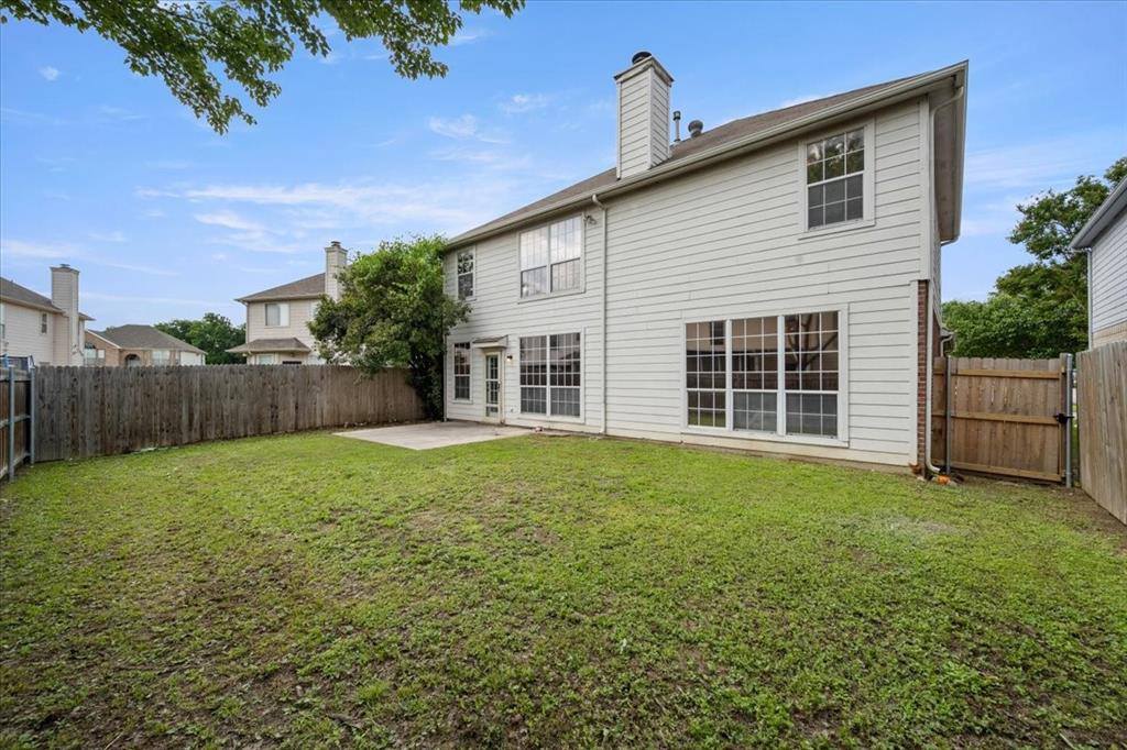 4805 Parkmount Drive, Fort Worth, TX 76137