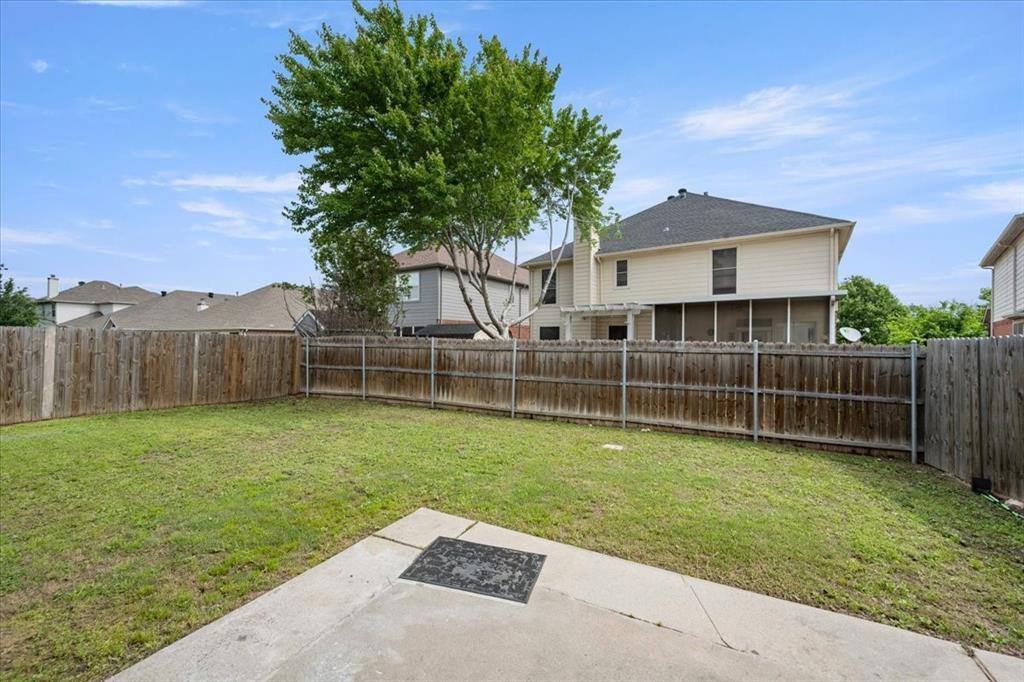 4805 Parkmount Drive, Fort Worth, TX 76137