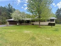 W13071 W Bighorn Avenue, Hancock, WI 54943