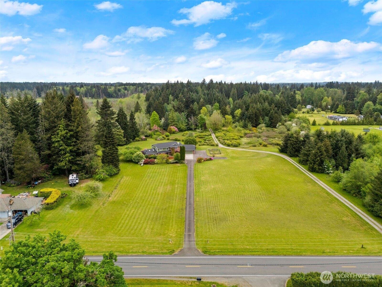 2402 36th Avenue NE, Olympia, WA 98506