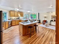 2402 36th Avenue NE, Olympia, WA 98506