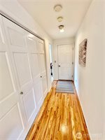 2402 36th Avenue NE, Olympia, WA 98506